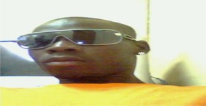 Djdjeck 37 years old I am from Luanda/Luanda, Seeking Dating with Woman
